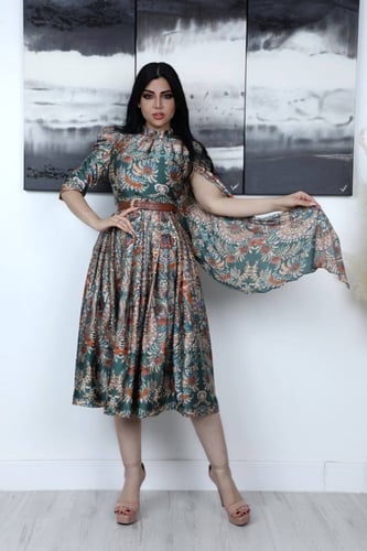 فستان مشجر ميد بحزام