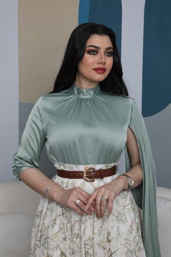 طقم تنورة مع كم بيليسيه وتنورة مشجره