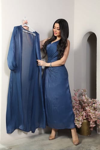 فستان قطعتين بأكمام