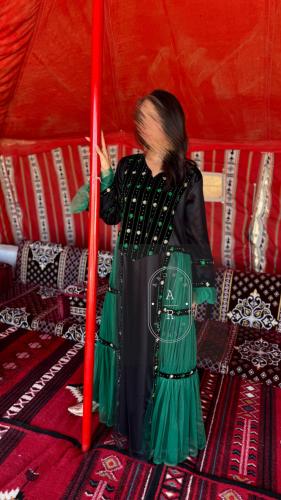 جلابيه ملكيه بتطريز يدوي