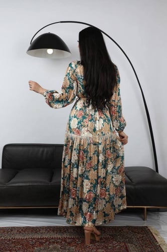 فستان مشجر بستايل ريش من الوسط