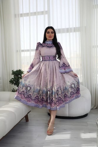 فستان ميد مشجر بتصميم مختلف