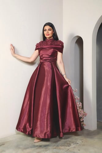 فستان سهره بستايل غير مألوف