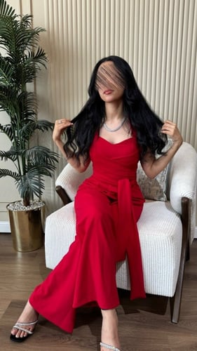 جمبسوت ماسك احمر