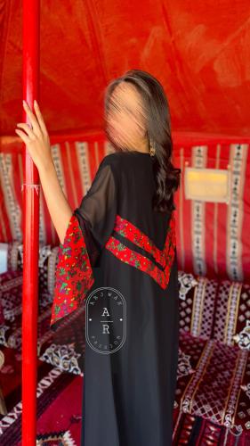 جلابيه ناعمه بتدخيلة ورد