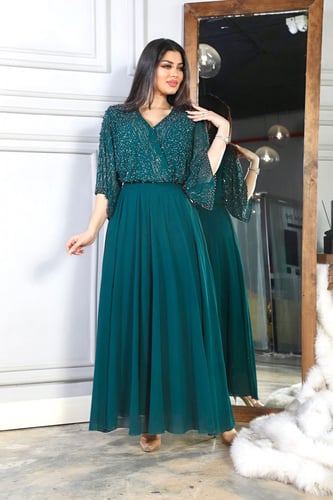 فستان سهره ملكي بتطريز