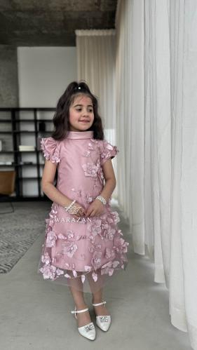 فستان بناتي ورد بارز