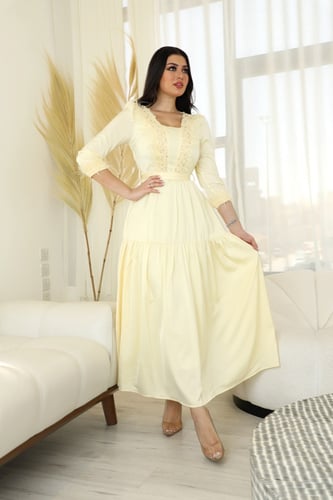 فستان انيق ب ريش من الصدر