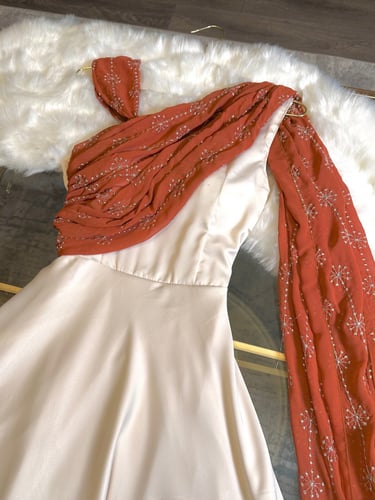 جلابيه انيقه بستايل عصري