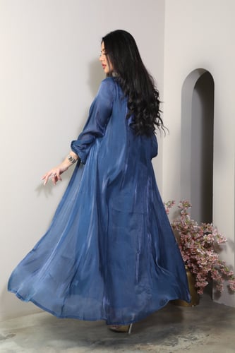 فستان قطعتين بأكمام