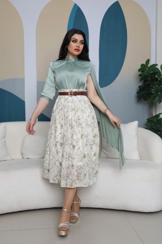 طقم تنورة مع كم بيليسيه وتنورة مشجره