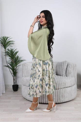 طقم تنوره مشجره مع بلوزه ستان وحزام