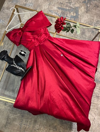 فستان انيق للمناسبات