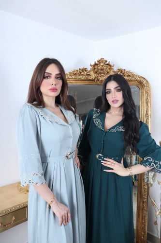 فستان ناعم وانيق