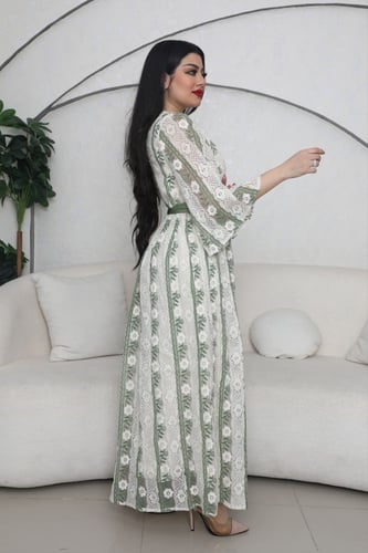 فستان مشجر بمقاسات كبيره