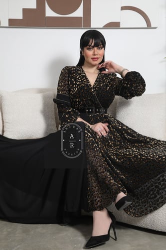 فستان ساتر راقي بتشجيره نمري