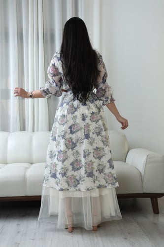 فستان مشجر مع تدخيلة تل