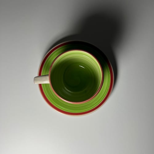 كوب قهوة مع صحن ملون 300 مل