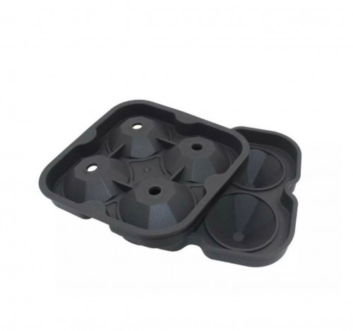 قالب ثلجي بشكل ألماس اسود