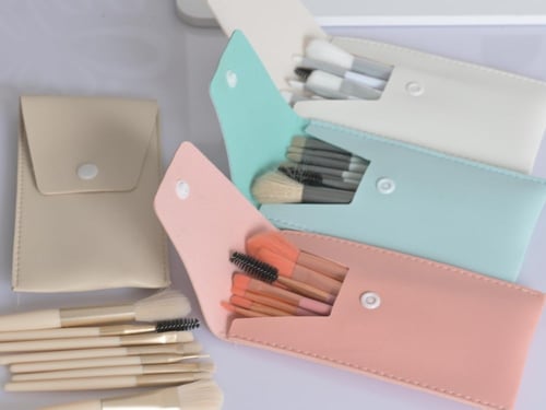 مجموعه (12) فرشة مكياج