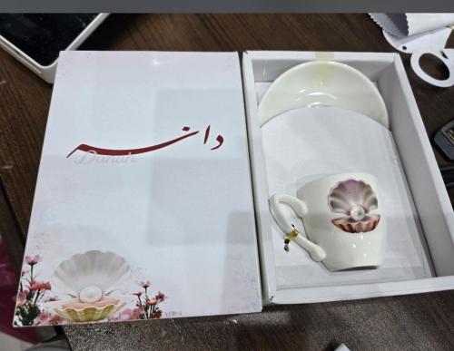 مجموعه(12) كاسات مع الصحن سرميك مع الطباعه حسب الط...