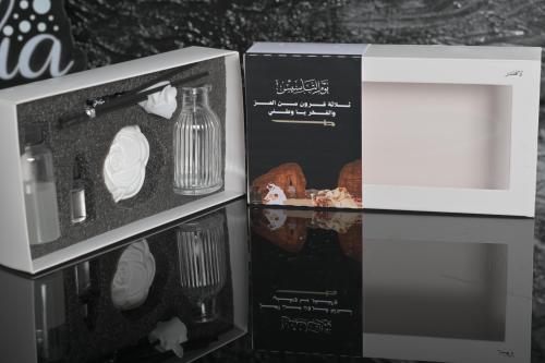 مجموعه(12) فواحات مع طباعه الثيم والعبارة حسب الطل...