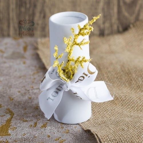 مجموعه (12) تنسيق عطر أصفهان مع كتابه اسم حسب الطل...