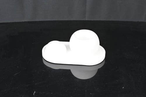 مجموعه(12) صحن سرميك مع استاند كروت وفازة لتوزيعات