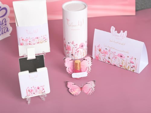 مجموعه(12) مريات مع مناديل مع فرشة مكياج وربع تولة...