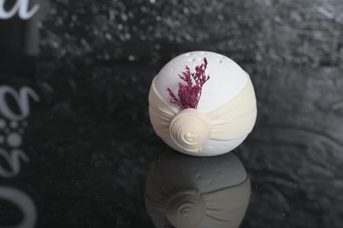 مجموعه(12) تنسيق مبخر شكل كورة مع كتابة الاسم حسب...