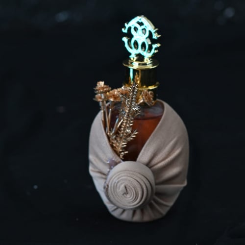 مجموعه (12) تنسيق عطر بقماش ساتان وكتابة لوجو حسب