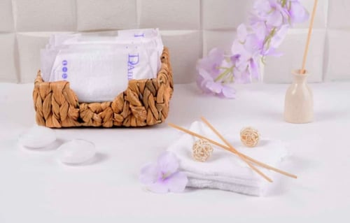 مجموعة (25) مناشف معطرة بعددة روائح