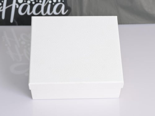 طقم فواحه مع شموع وأضاءه وكسرت عود