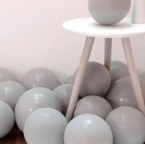 بالونات رمادي | Gray Balloons