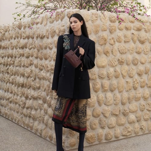 حقيبة صغيرة من كيري بمقبض علوي - لون أحمر خمري