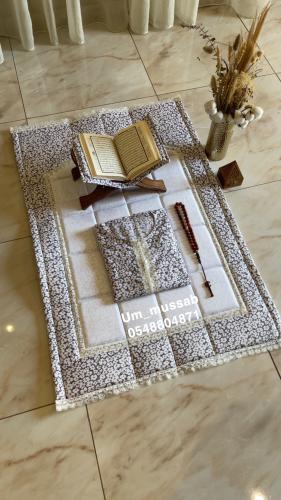 طقم صلاة مشجر (موديل الشرشف ثوب)