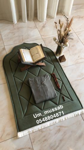 طقم صلاة سادة (موديل الشرشف ثوب)