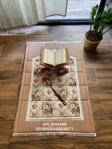 سجادة نسائى