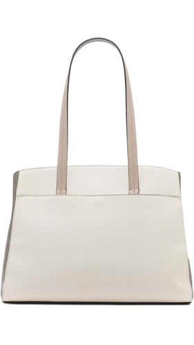 حقيبة من كالفن كلاين