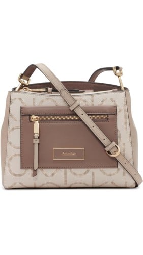 حقيبة من كالفن كلاين