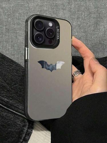 كفر أيفون 16 برو تصميم خفاش