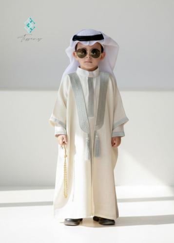 ثوب العيد + بشت ملكي