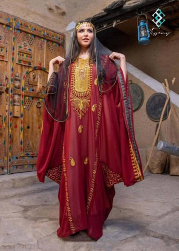 ثوب النشل النجدي - أحمر