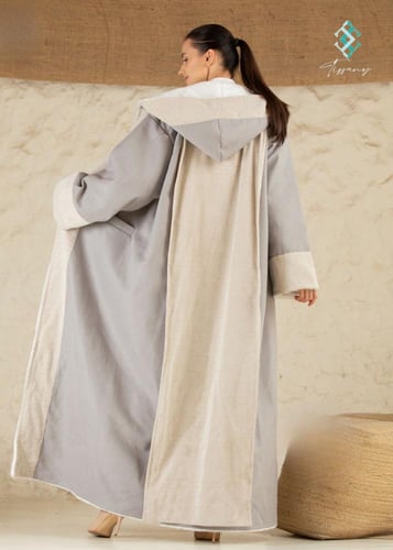 فروه نسائي رصاصي مع شال