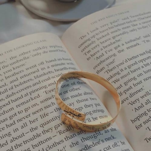 سوارة ليزر بالاسم