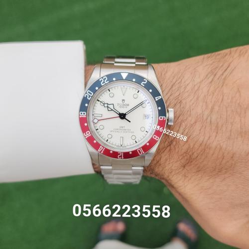 تيودور بلاك باي جي ام تي