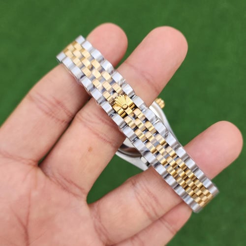 رولكس نسائية