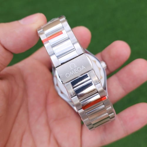 أوميغا سي ماستر اكوا تيرا