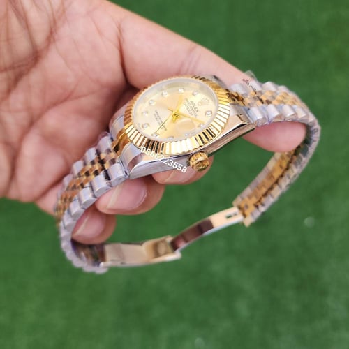 رولكس نسائية