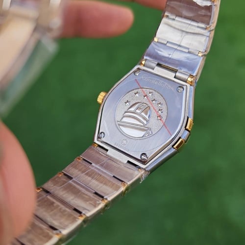 اوميغا نسائي كونستليشن